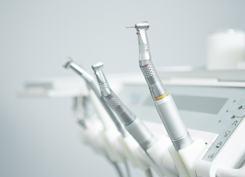 Sterilizarea instrumentarului – Dental Plus Iași